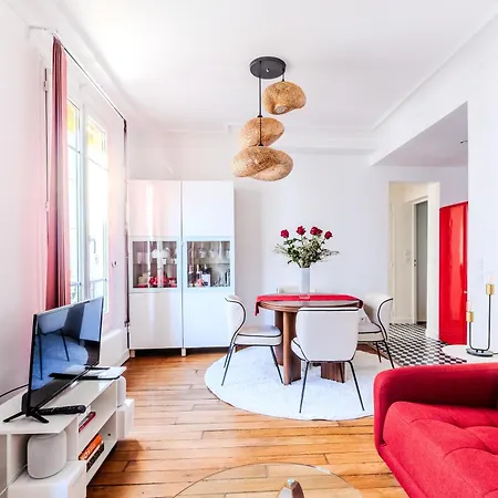 Montmartre Fully Refurbished Charming París