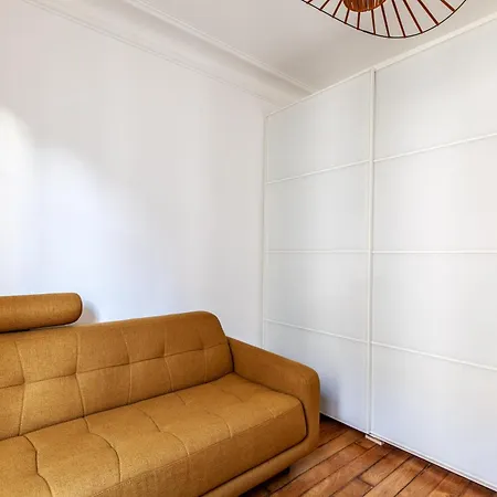 Montmartre Fully Refurbished Charming París