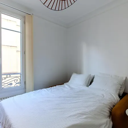 Montmartre Fully Refurbished Charming * París