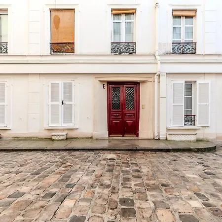 Montmartre Fully Refurbished Charming
